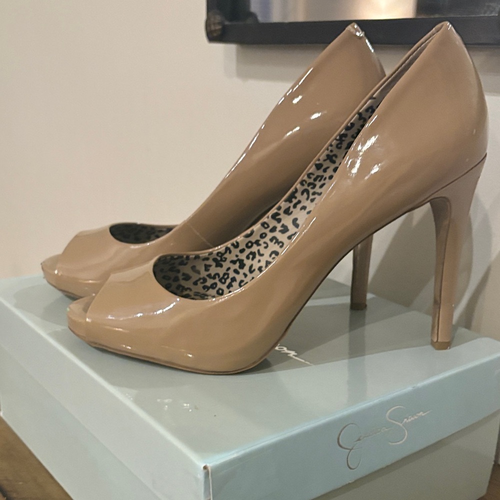 Jessica Simpson Glossy Tan Peep-Toe Heels
